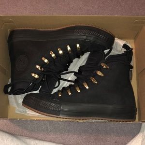 Black high top converse